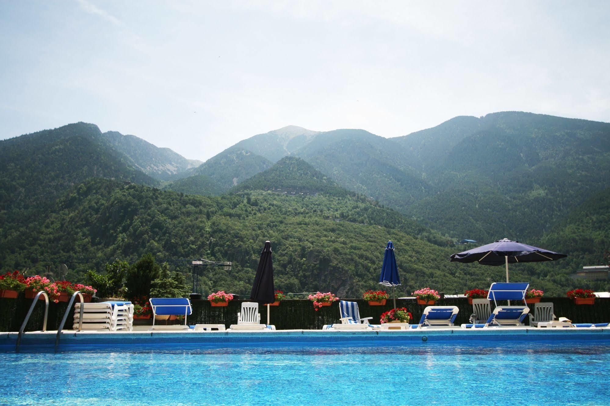 Hotel Pyrenees Андорра-ла-Велья Зручності фото